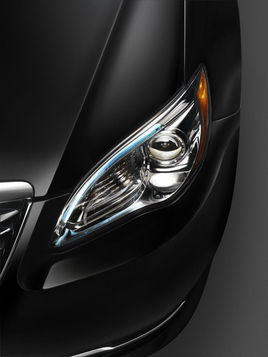  Chrysler 200 2011 года  (фото 6 из 122)